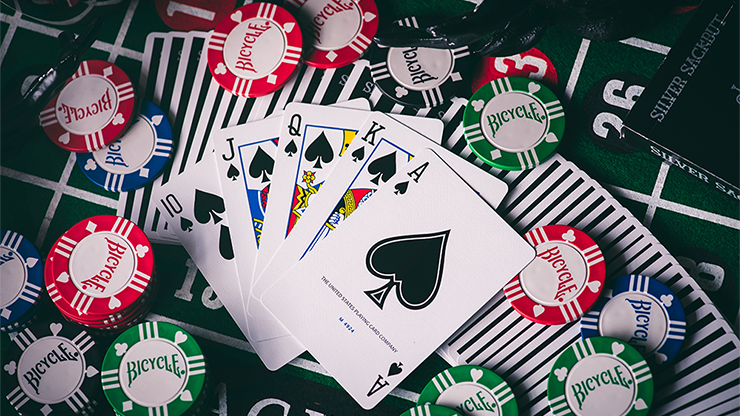 Silver Sackbut (Red) Playing Cards