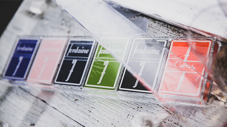 Estuche para 6 barajas Crystal Playing Card Display de TCC