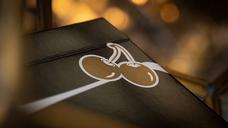 Naipes con sellos numerados Cherry Casino (Monte Carlo Black and Gold) de edición limitada de Pure Imagination Projects