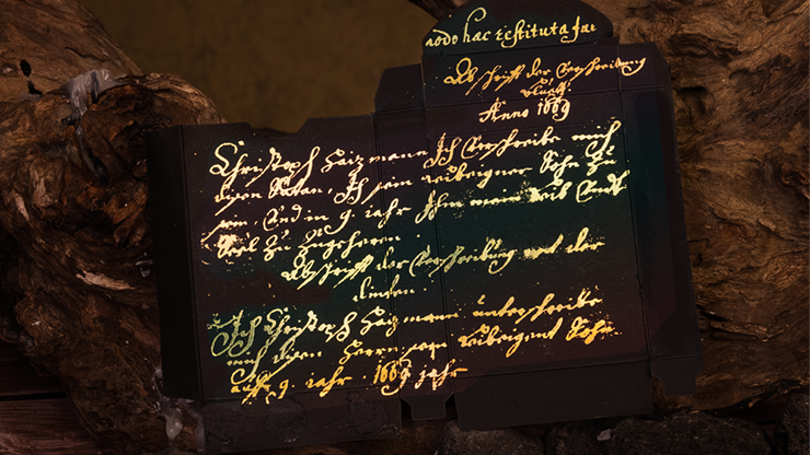 Naipes Deal with the Devil (Contrato dorado) con edición frustrada UV de Darkside Playing Card Co