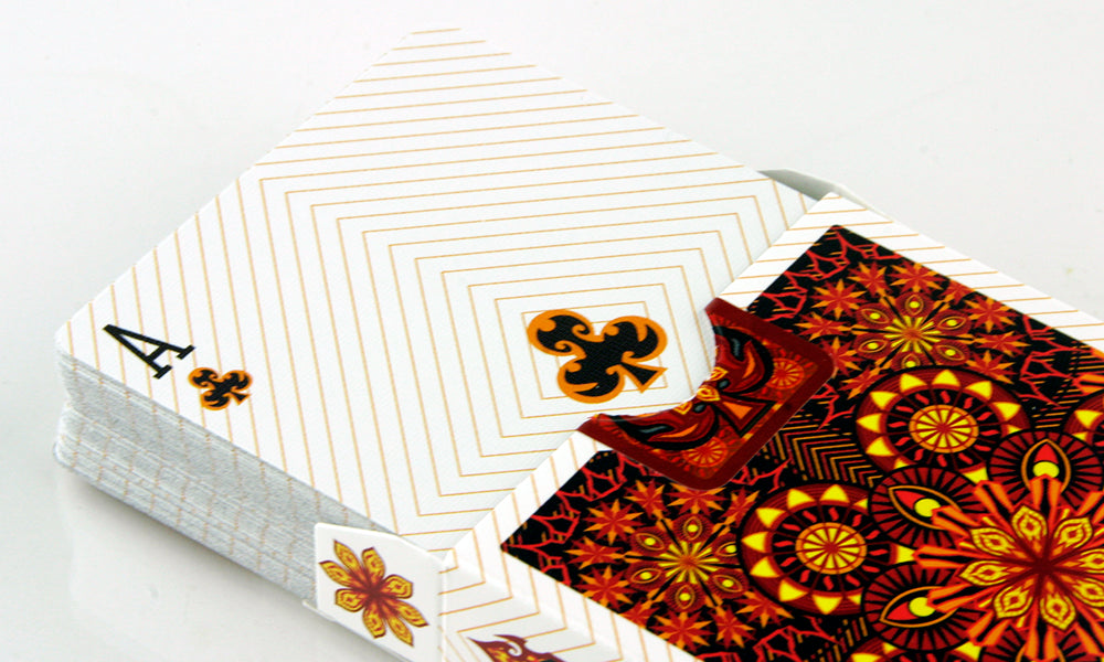 Fuego elemental de bicicleta de naipes coleccionables